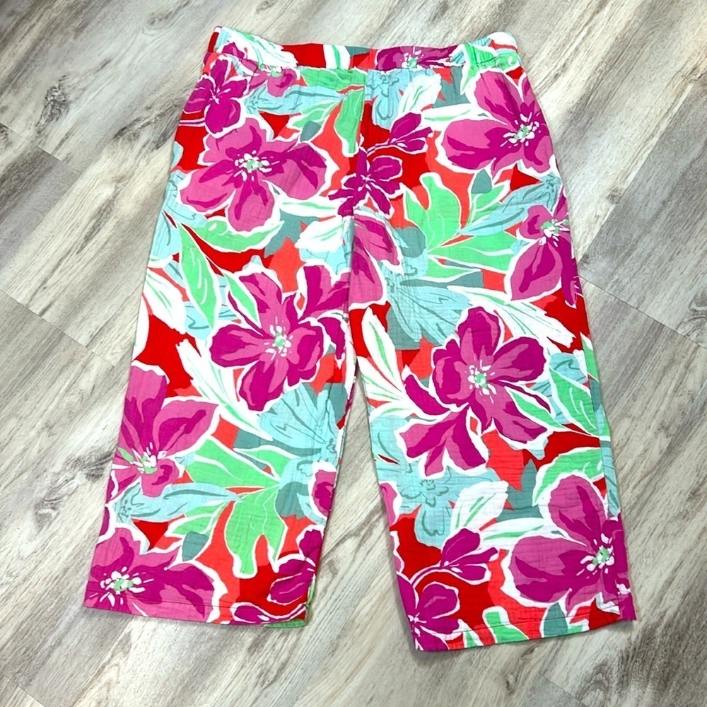 Boho Chic Tropical Floral Print Wide Leg Lightweight Cotton Gauze Cropped Pants - Picture 2 of 5